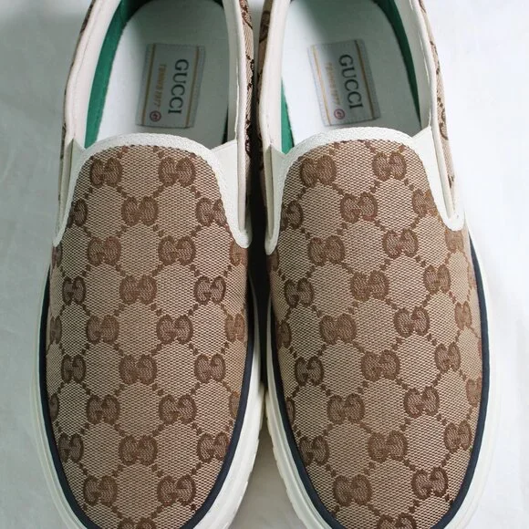 NWB Gucci GG Supreme Loafers Sneakers Flats Slip Ons 1977  display picture 2
